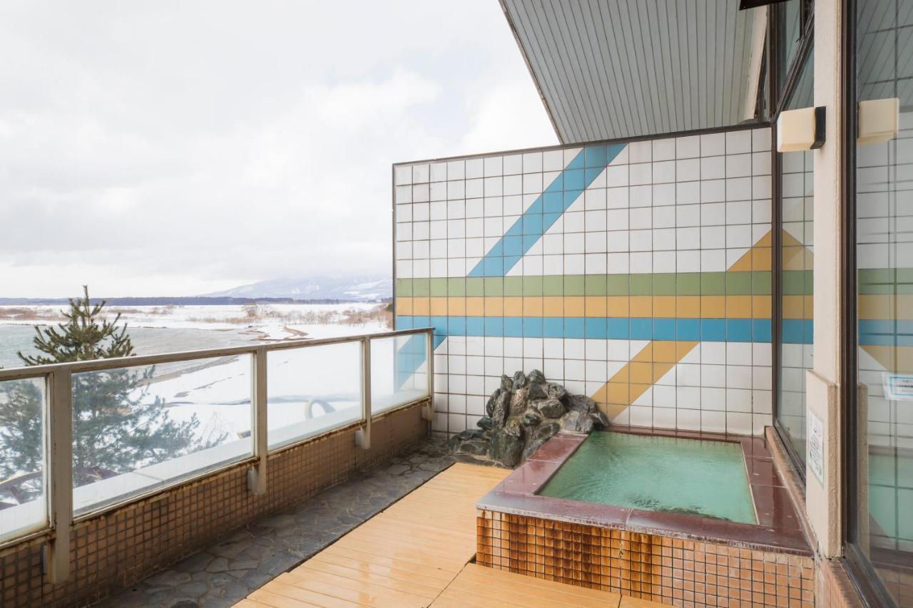 ホテルLakeside Banko 猪苗代町 エクステリア 写真