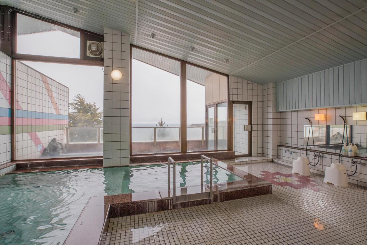 ホテルLakeside Banko 猪苗代町 エクステリア 写真