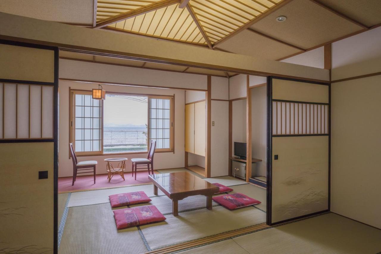 ホテルLakeside Banko 猪苗代町 エクステリア 写真