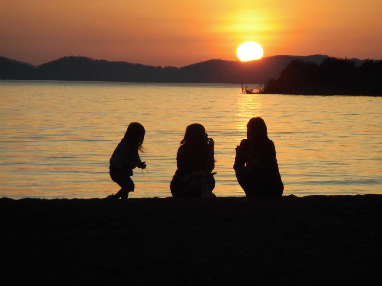 ホテルLakeside Banko 猪苗代町 エクステリア 写真