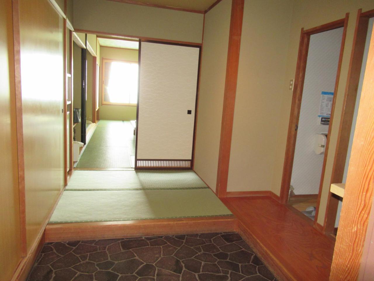 ホテルLakeside Banko 猪苗代町 エクステリア 写真